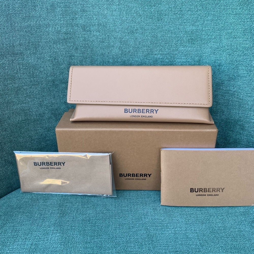 Burberry Beige Leather Sunglass Case